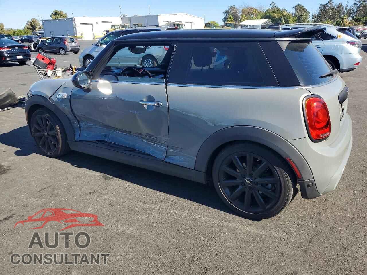 MINI COOPER 2015 - WMWXP7C50F2A33216