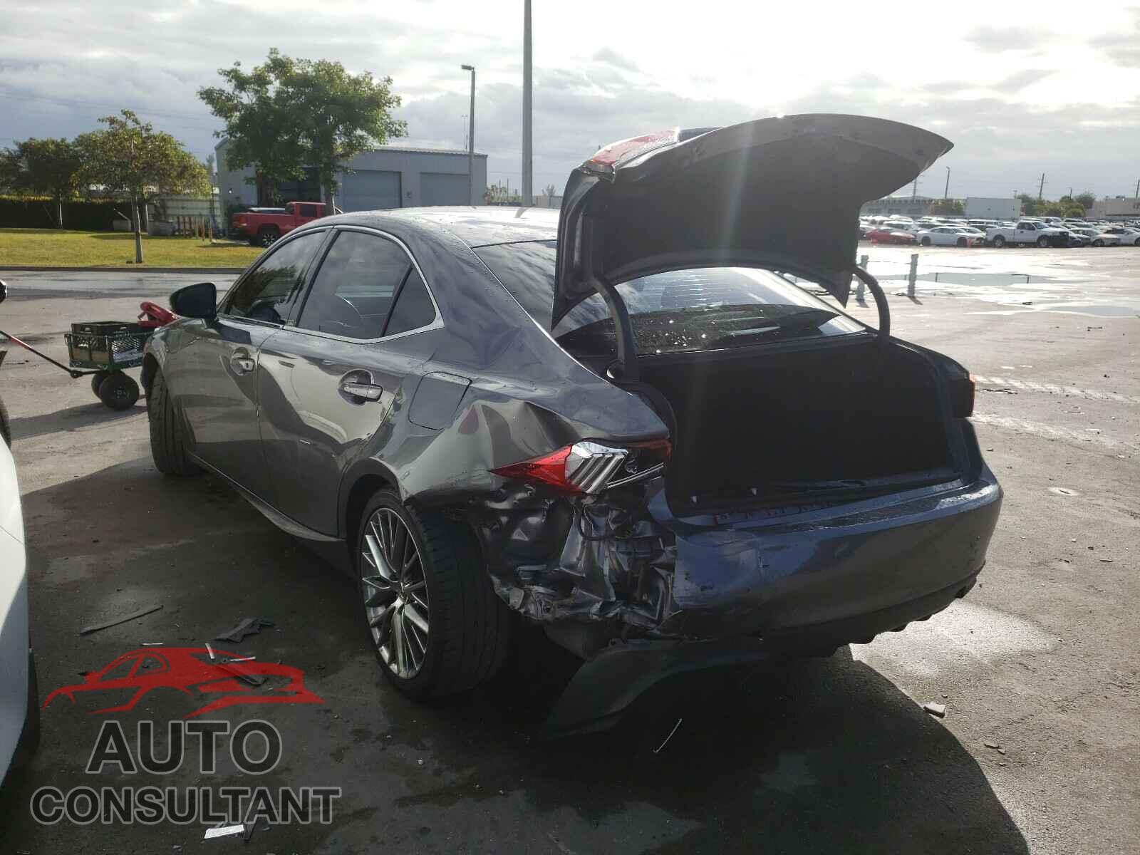 LEXUS IS 2017 - JTHBA1D20H5043404
