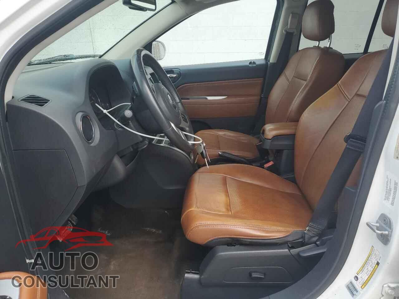 JEEP COMPASS 2014 - 1C4NJDCB3ED510527