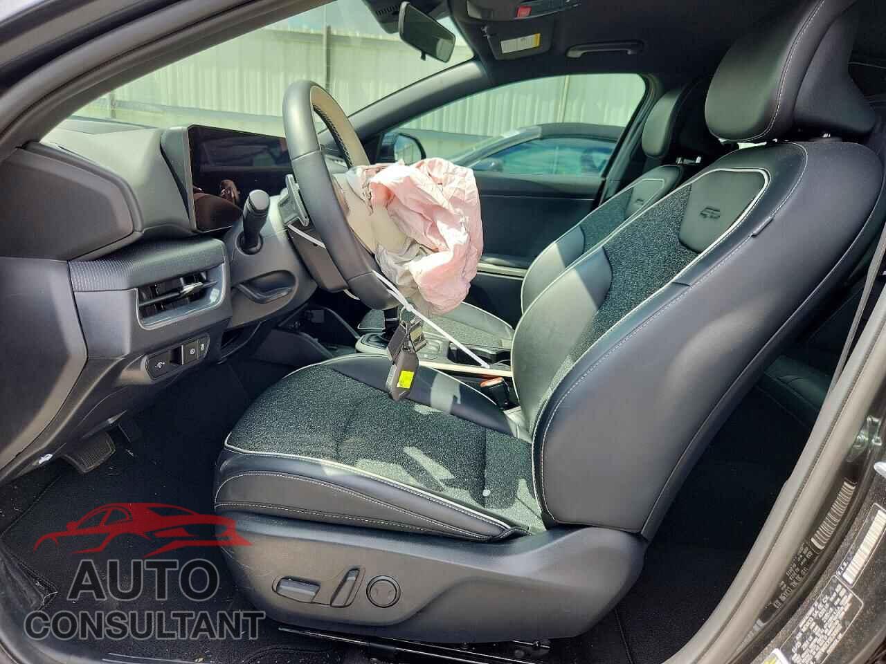 KIA ALL OTHER 2025 - 3KPFW4DEXSE249602
