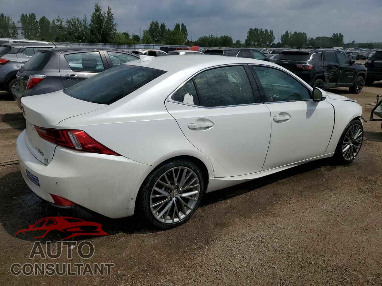 LEXUS IS 2015 - JTHCF1D24F5016399