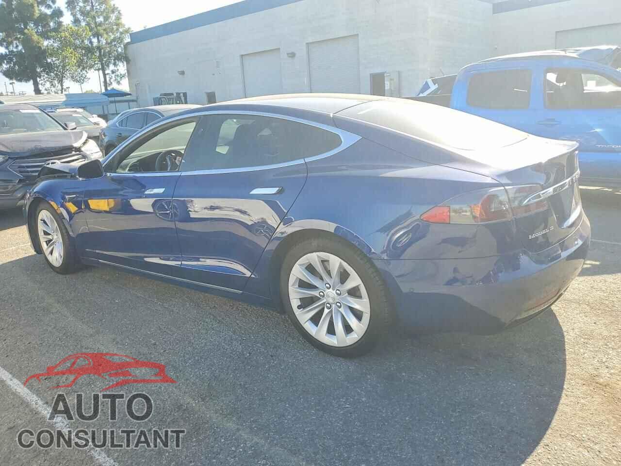 TESLA MODEL S 2017 - 5YJSA1E23HF219425