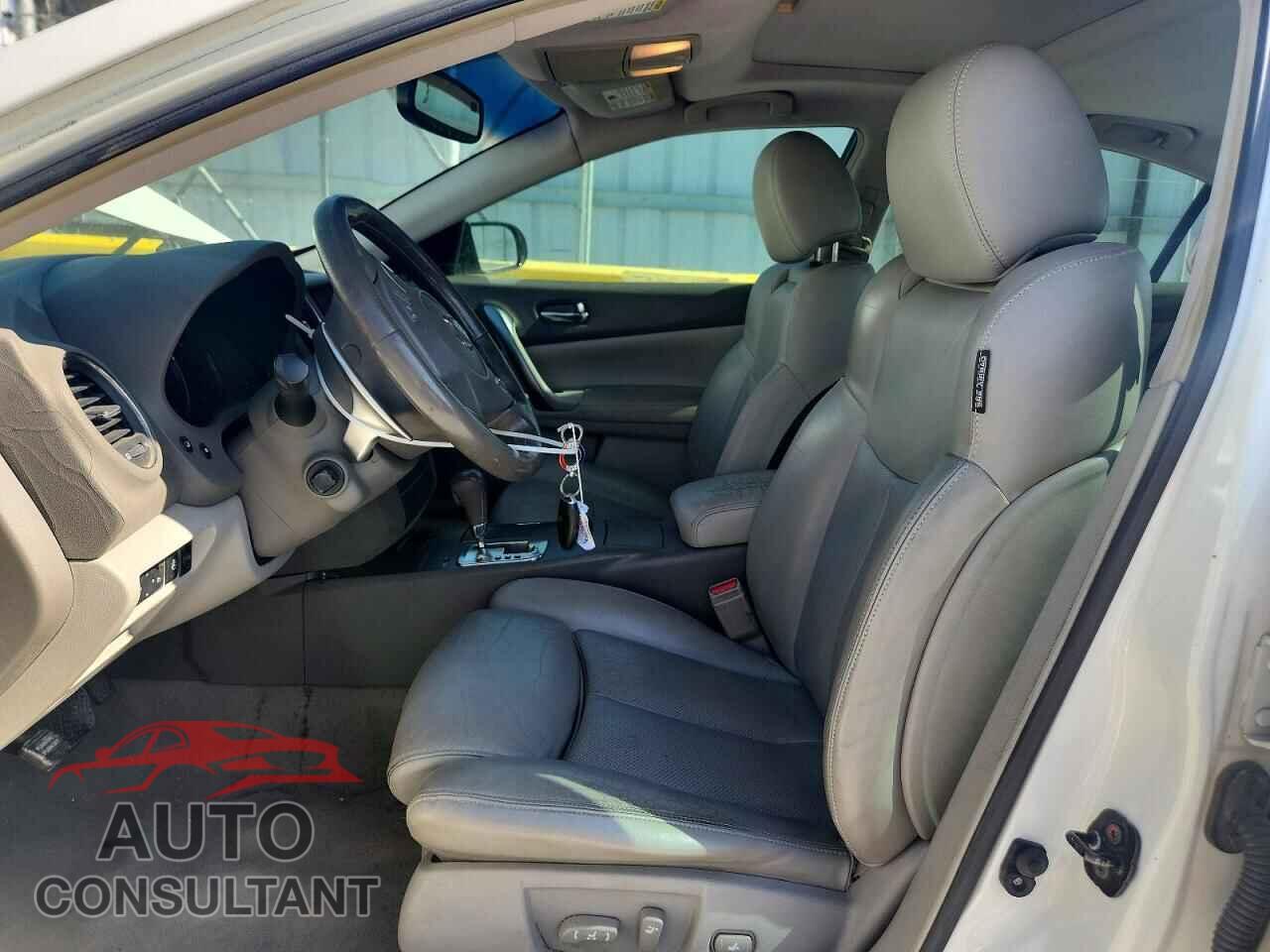 NISSAN MAXIMA 2009 - 1N4AA51E89C804802