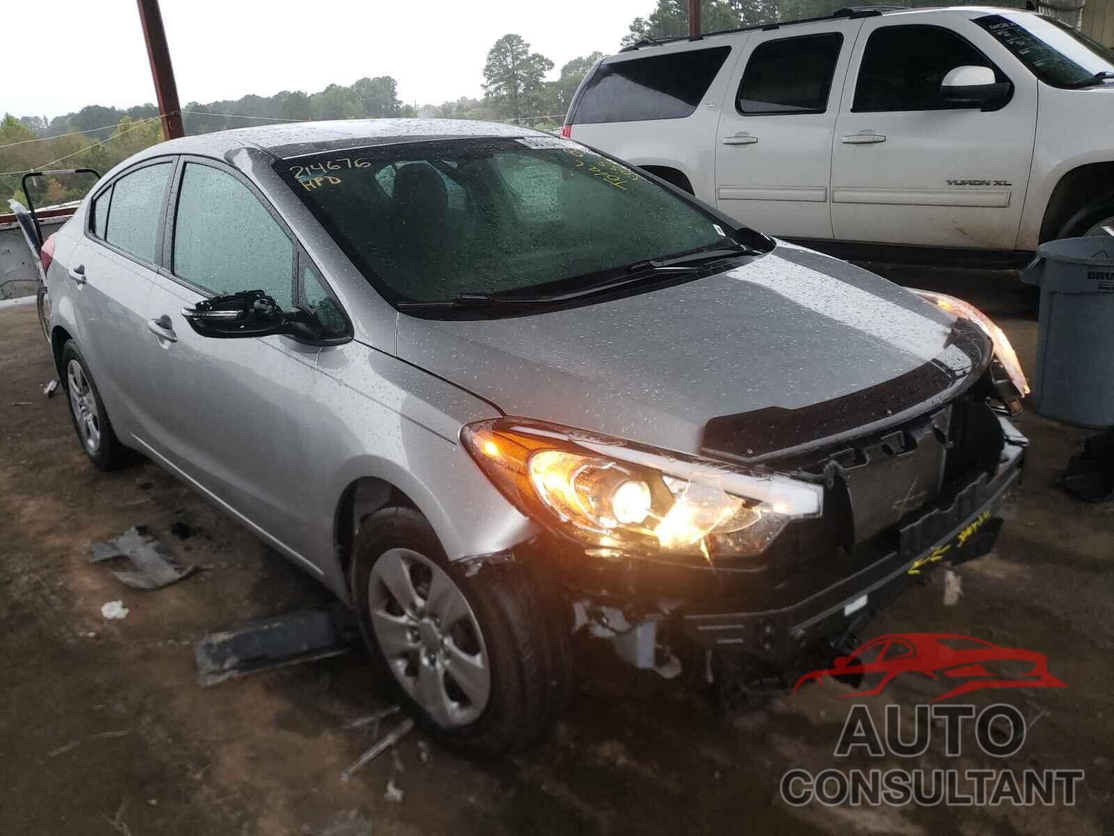 KIA FORTE 2016 - KNAFX4A68G5606690