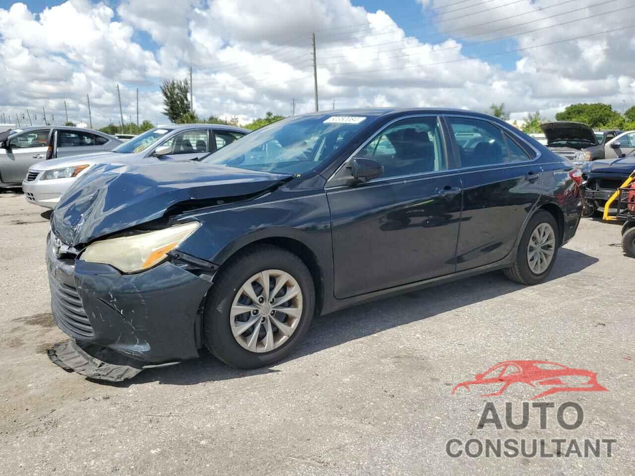 TOYOTA CAMRY 2015 - 4T4BF1FK3FR483475