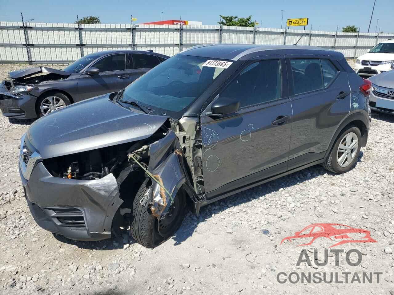 NISSAN KICKS 2018 - 3N1CP5CU2JL537660