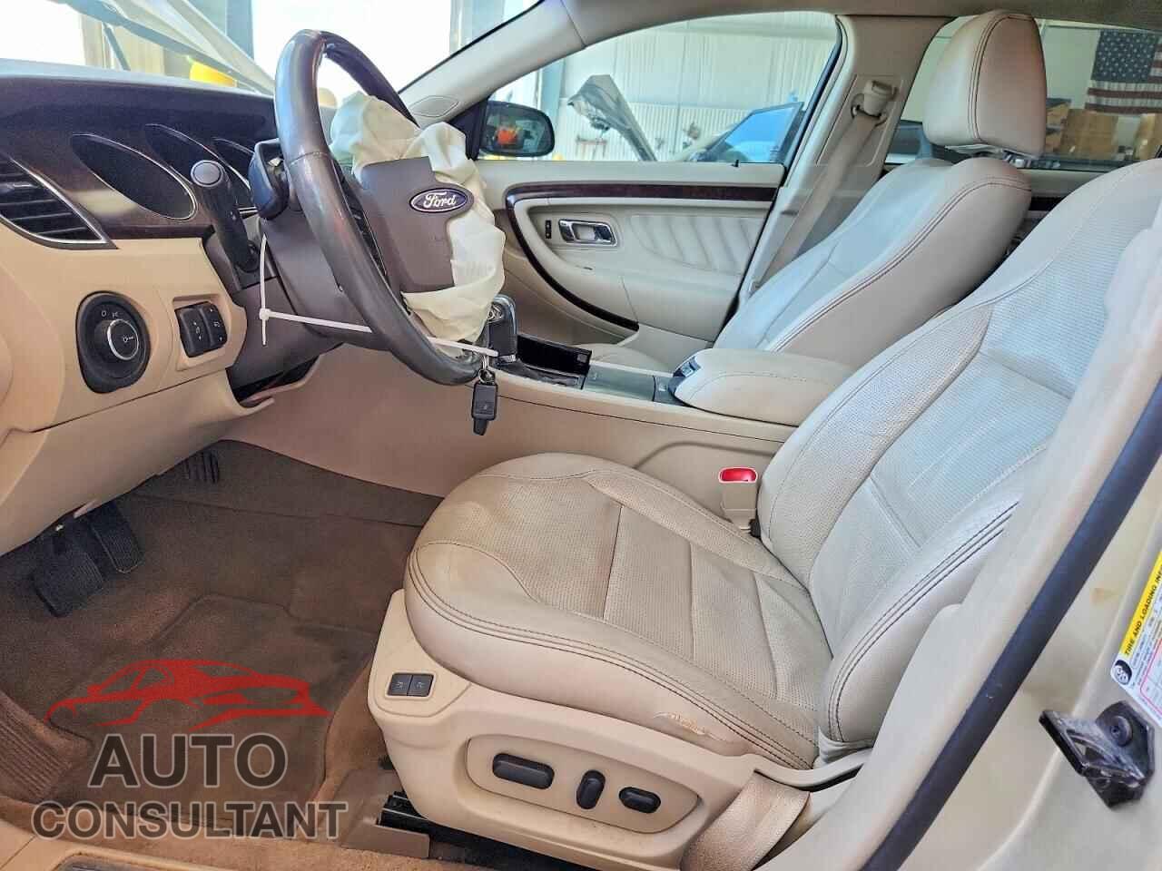 FORD TAURUS 2011 - 1FAHP2FW8BG161587