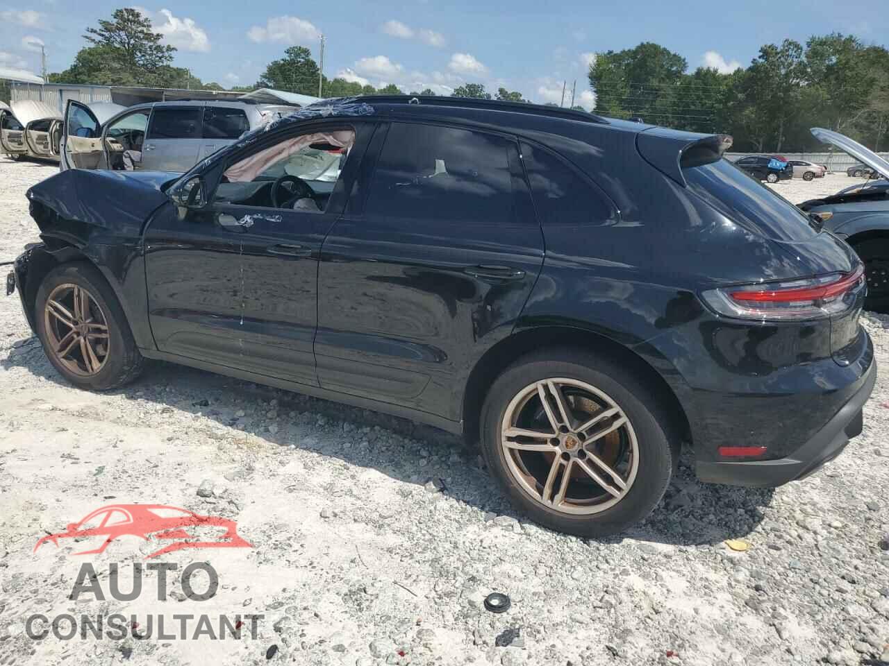 PORSCHE MACAN 2022 - WP1AA2A56NLB00180