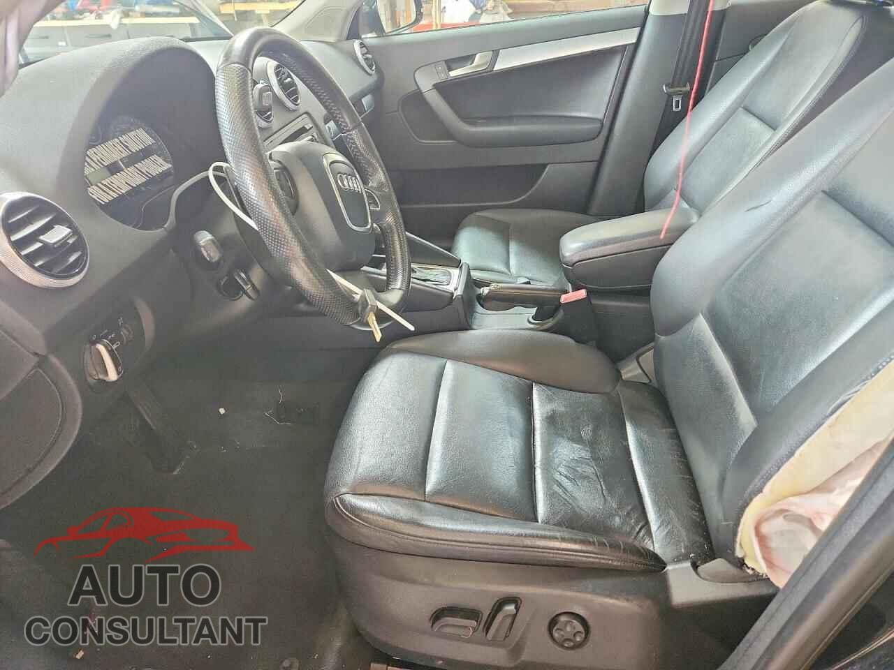AUDI A3 2013 - WAUAJCFM7DA010177
