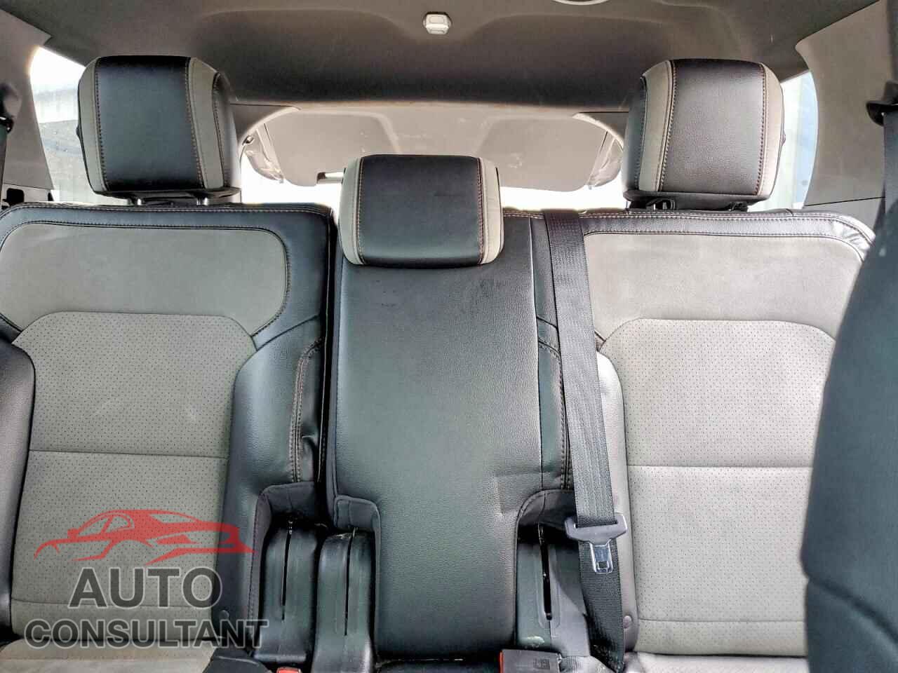FORD EXPLORER 2017 - 1FM5K7D82HGD40581
