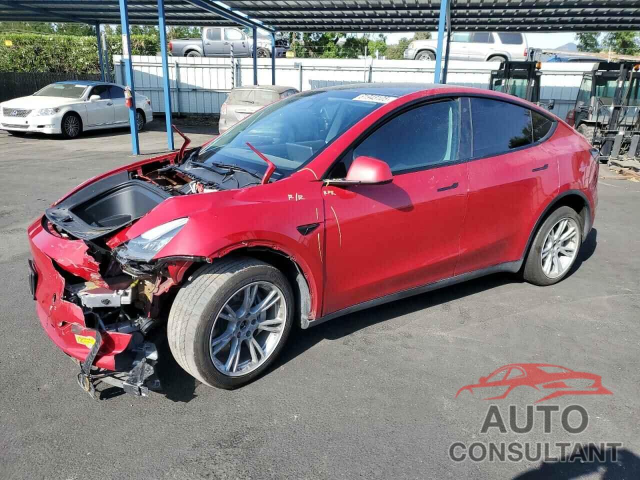 TESLA MODEL Y 2022 - 7SAYGDEE8NF512370