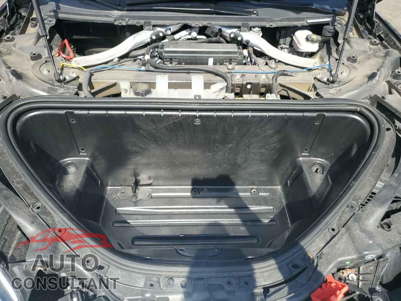 TESLA MODEL S 2020 - 5YJSA1E29LF413563