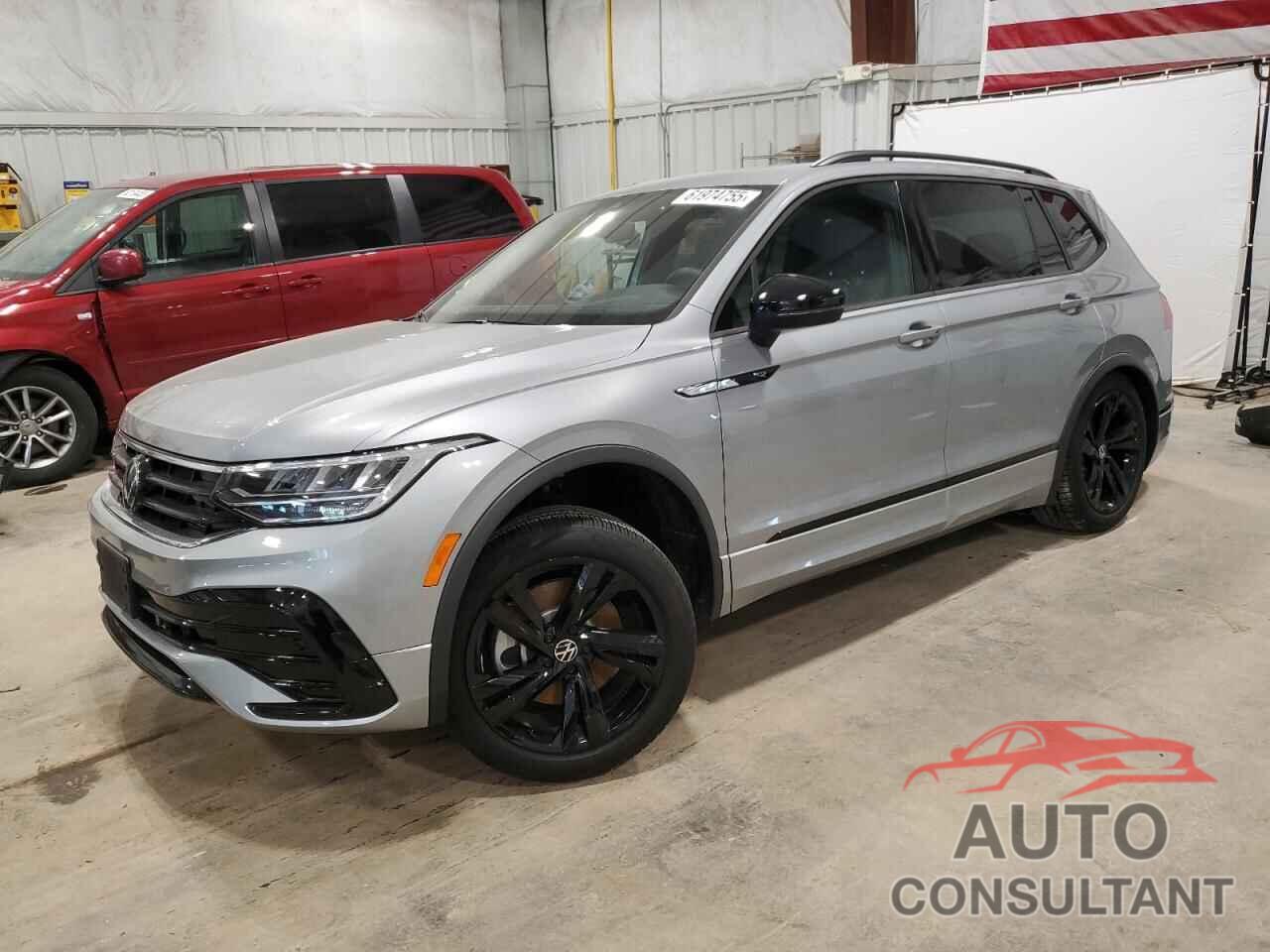 VOLKSWAGEN TIGUAN 2024 - 3VV8B7AX7RM149230