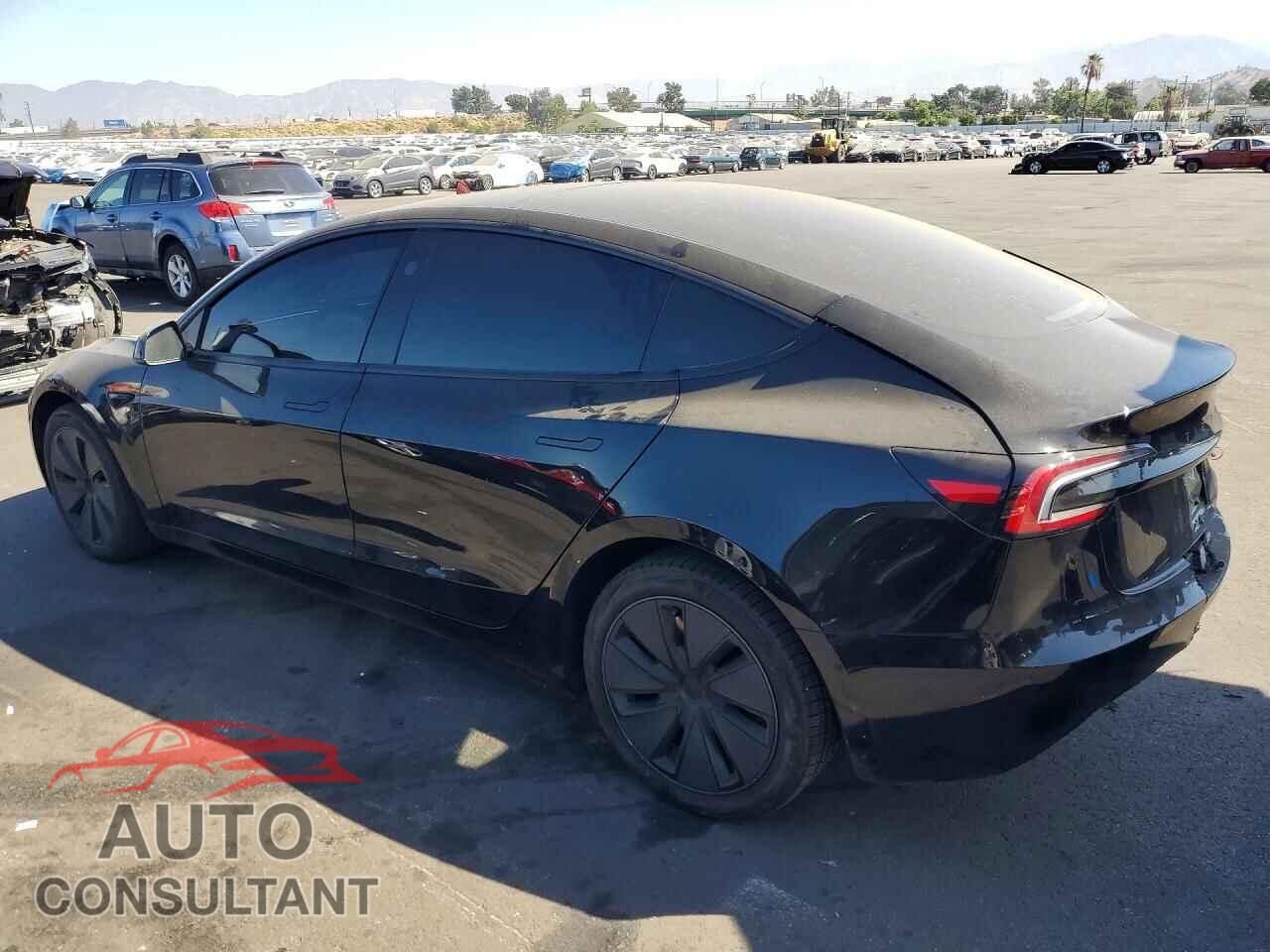 TESLA MODEL 3 2025 - 5YJ3E1EA0SF971879