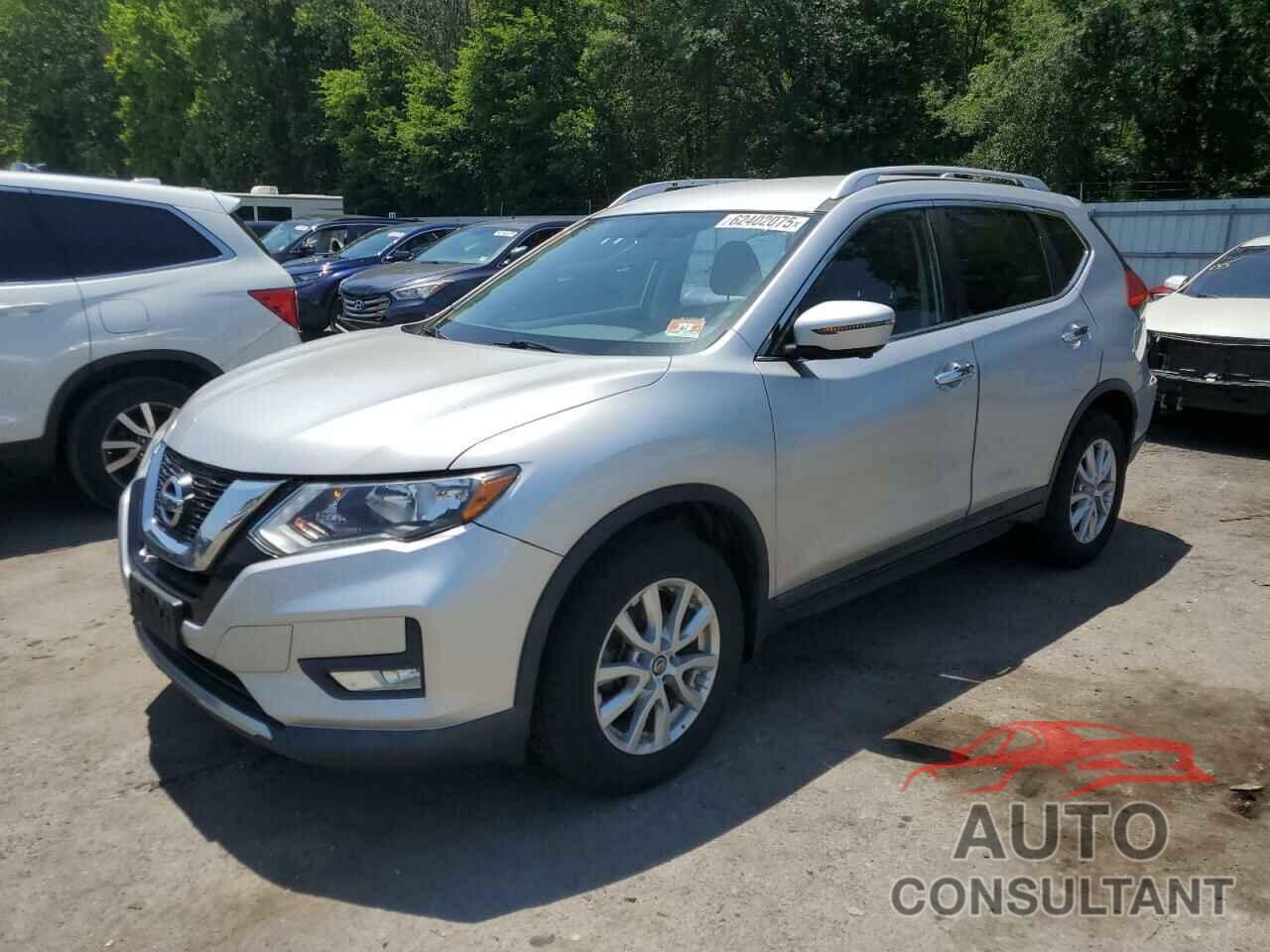 NISSAN ROGUE 2017 - KNMAT2MV0HP538424