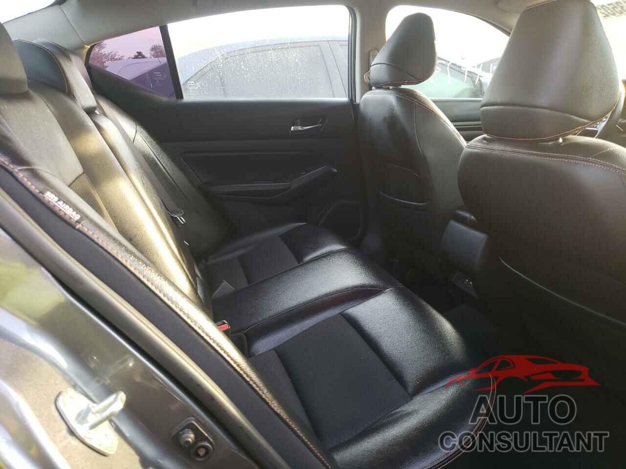 NISSAN ALTIMA 2019 - 1N4BL4CVXKC234345