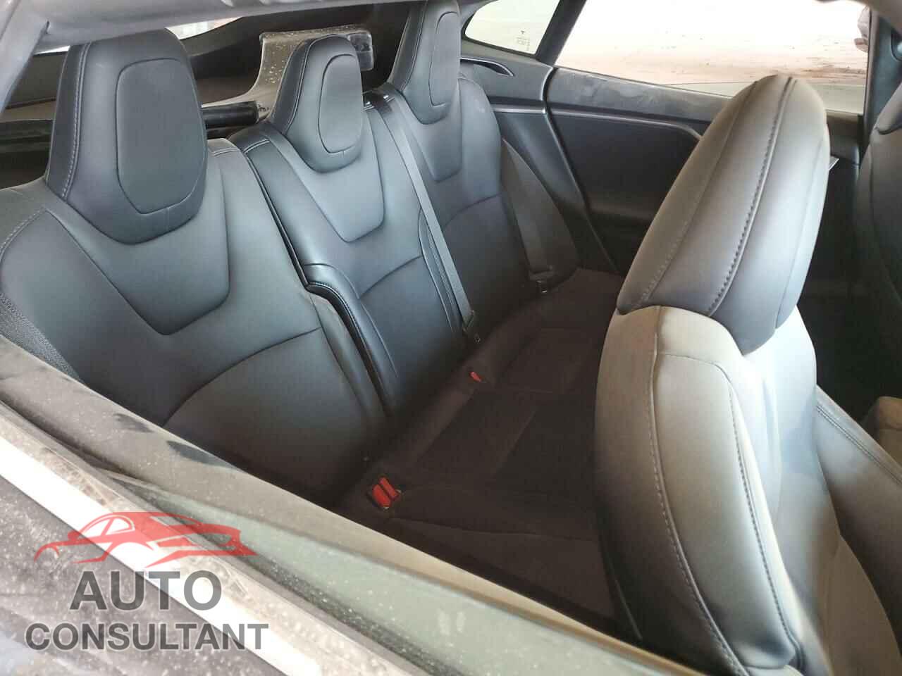 TESLA MODEL S 2020 - 5YJSA1E21LF415355