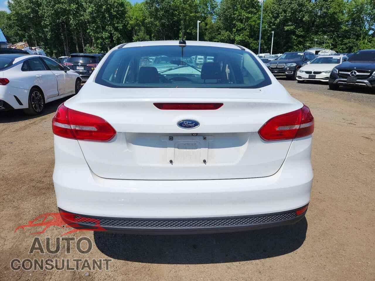 FORD FOCUS 2016 - 1FADP3E25GL228034