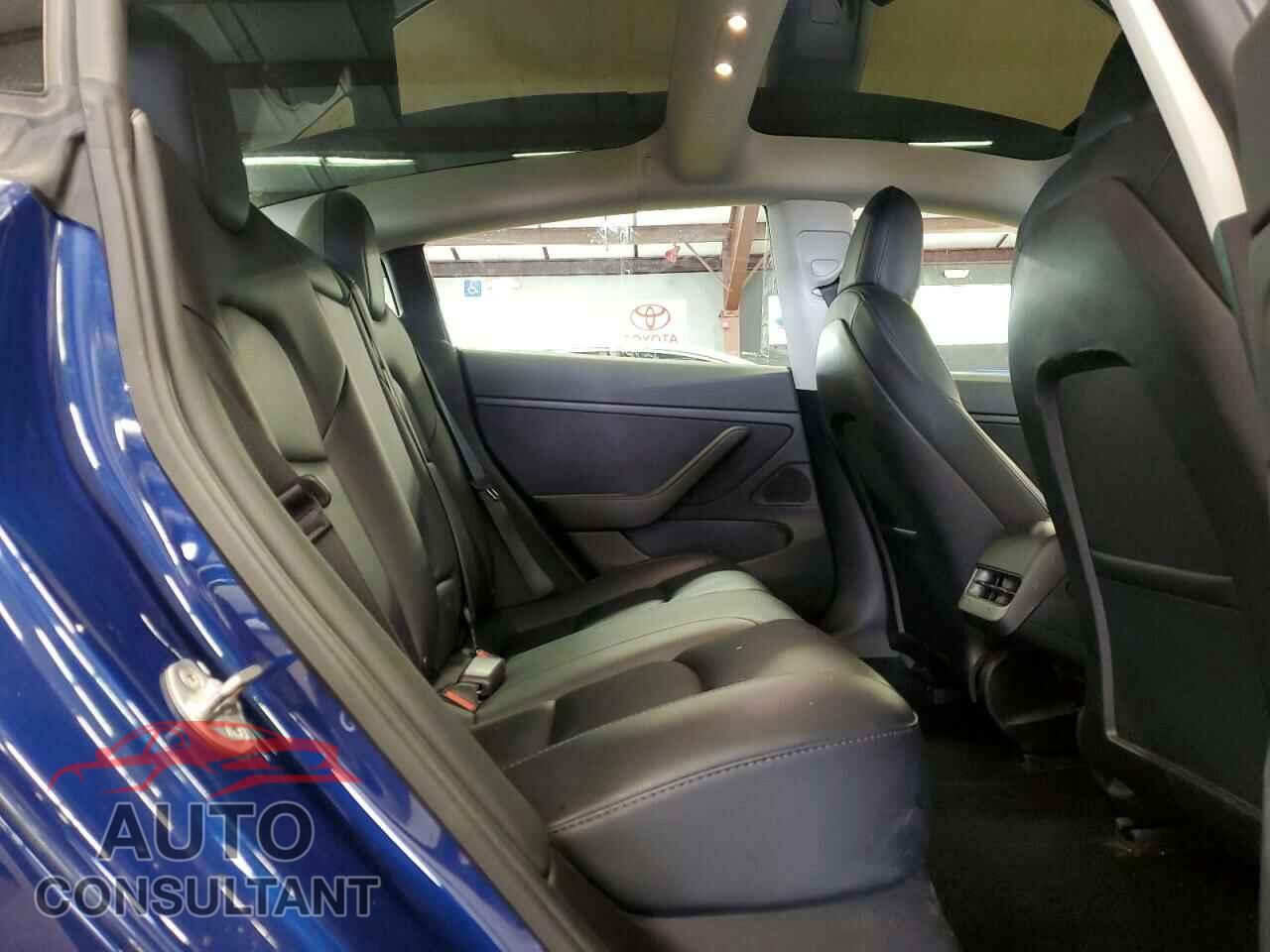 TESLA MODEL 3 2021 - 5YJ3E1EB1MF850158
