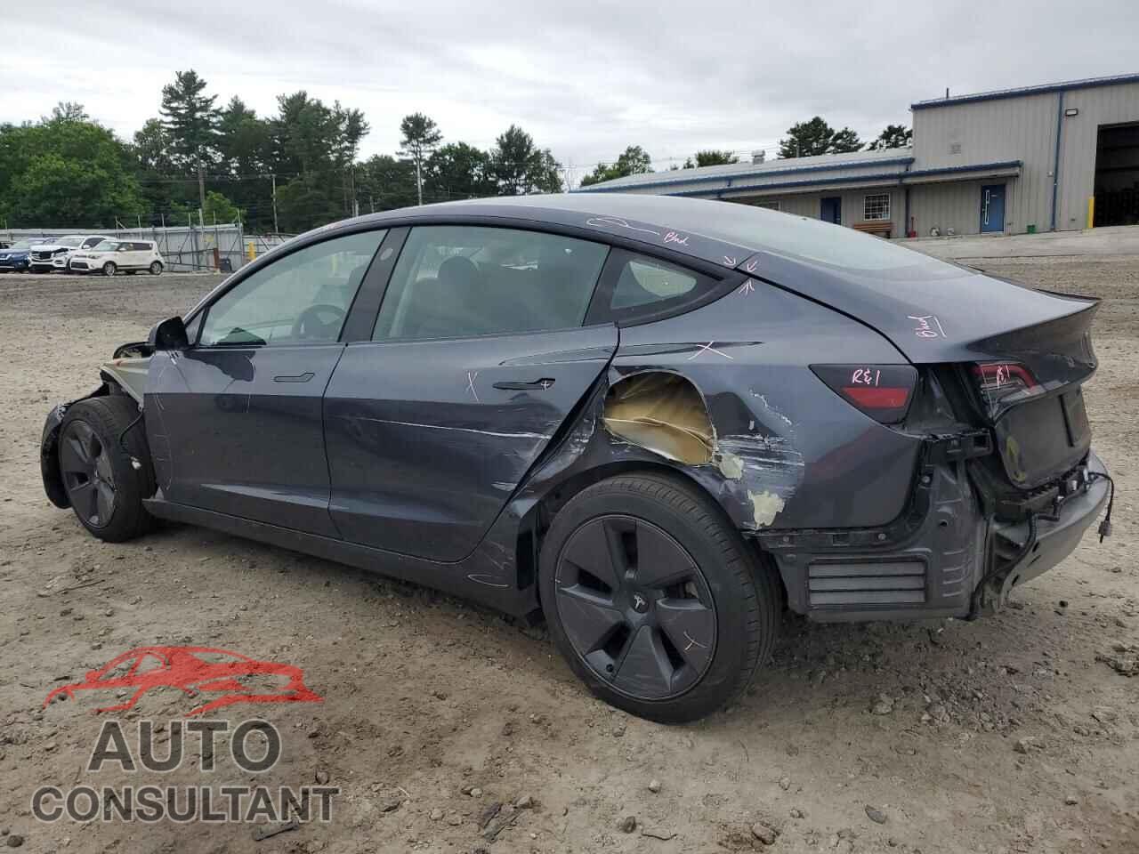TESLA MODEL 3 2023 - 5YJ3E1EA5PF694184