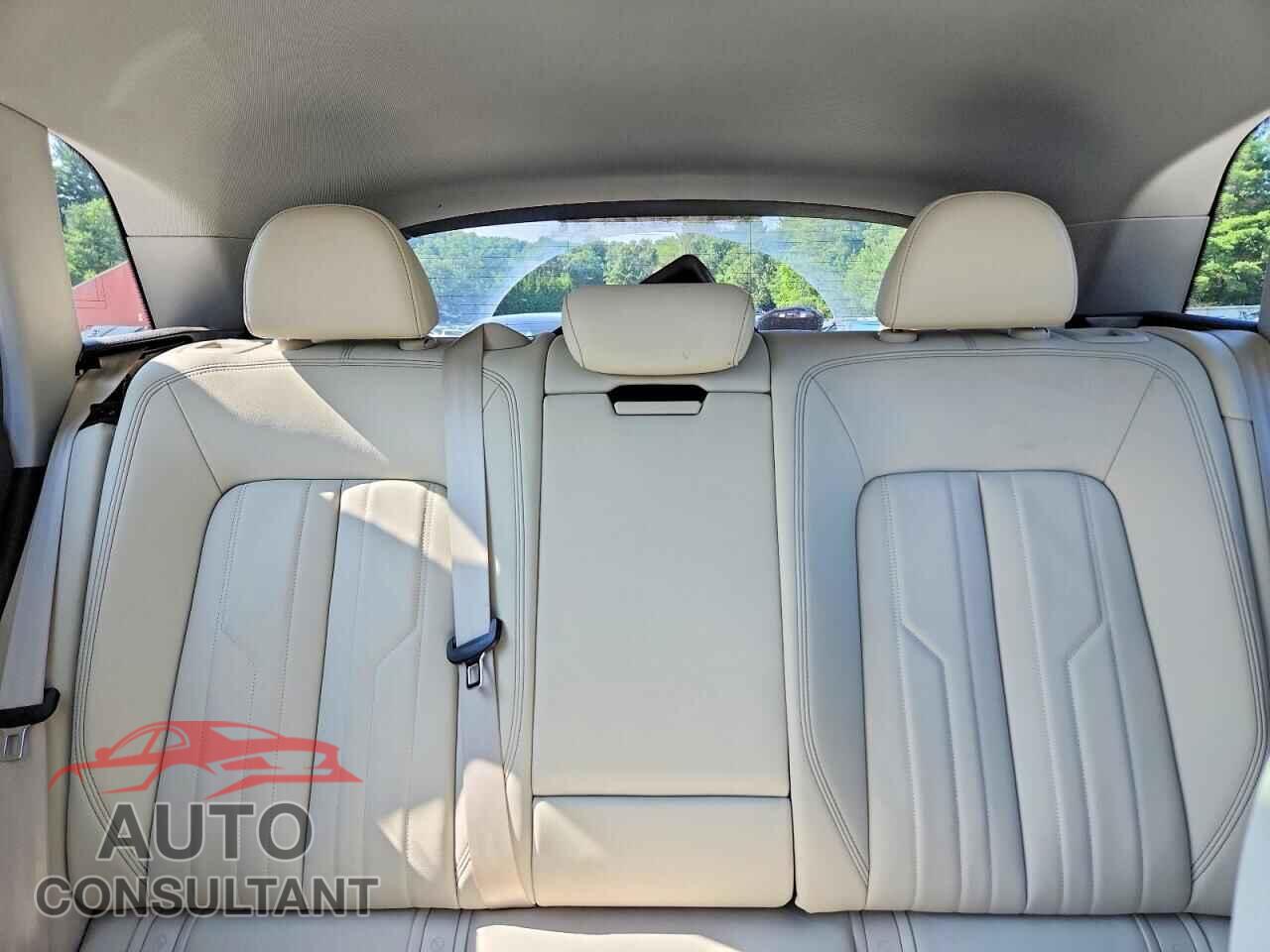 AUDI E-TRON 2021 - WA1AAAGE8MB038315