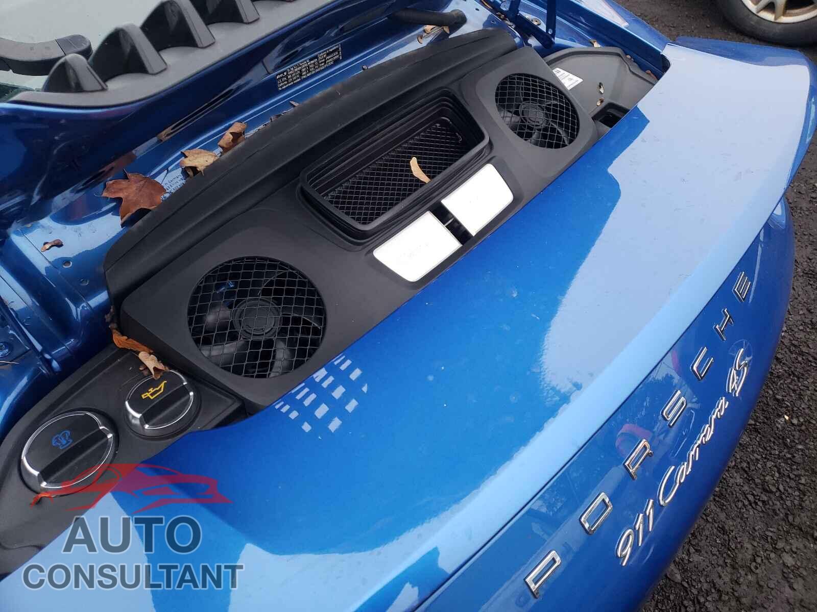PORSCHE 911 2018 - WP0AB2A94JS124091