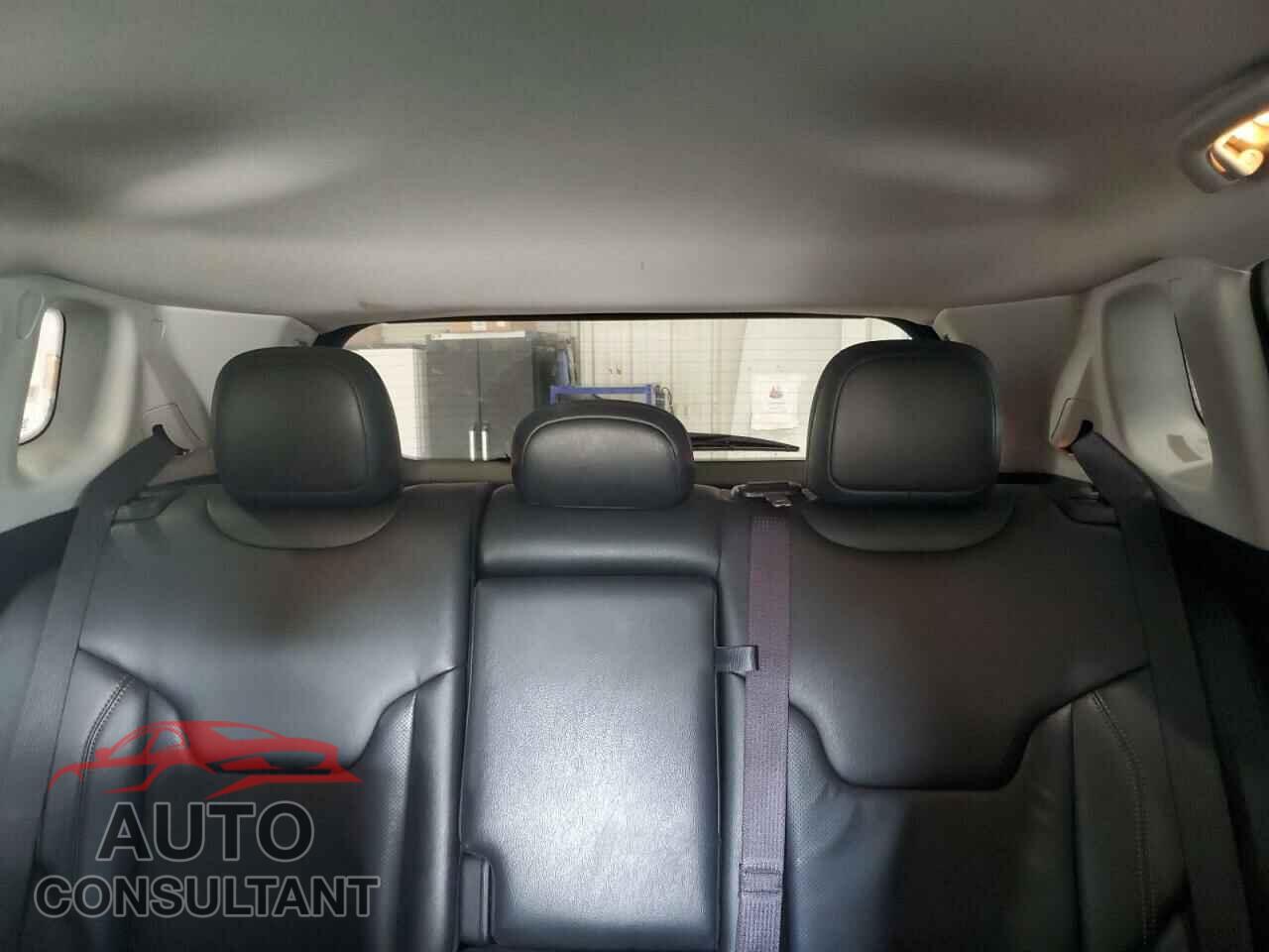 JEEP COMPASS 2021 - 3C4NJDCB2MT568461