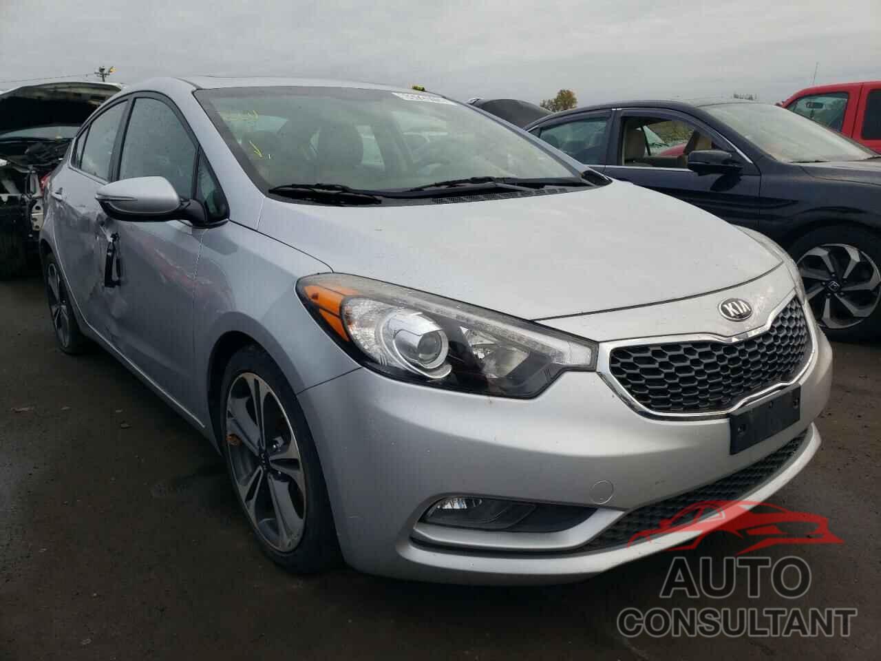 KIA FORTE 2016 - KNAFZ4A84G5489380