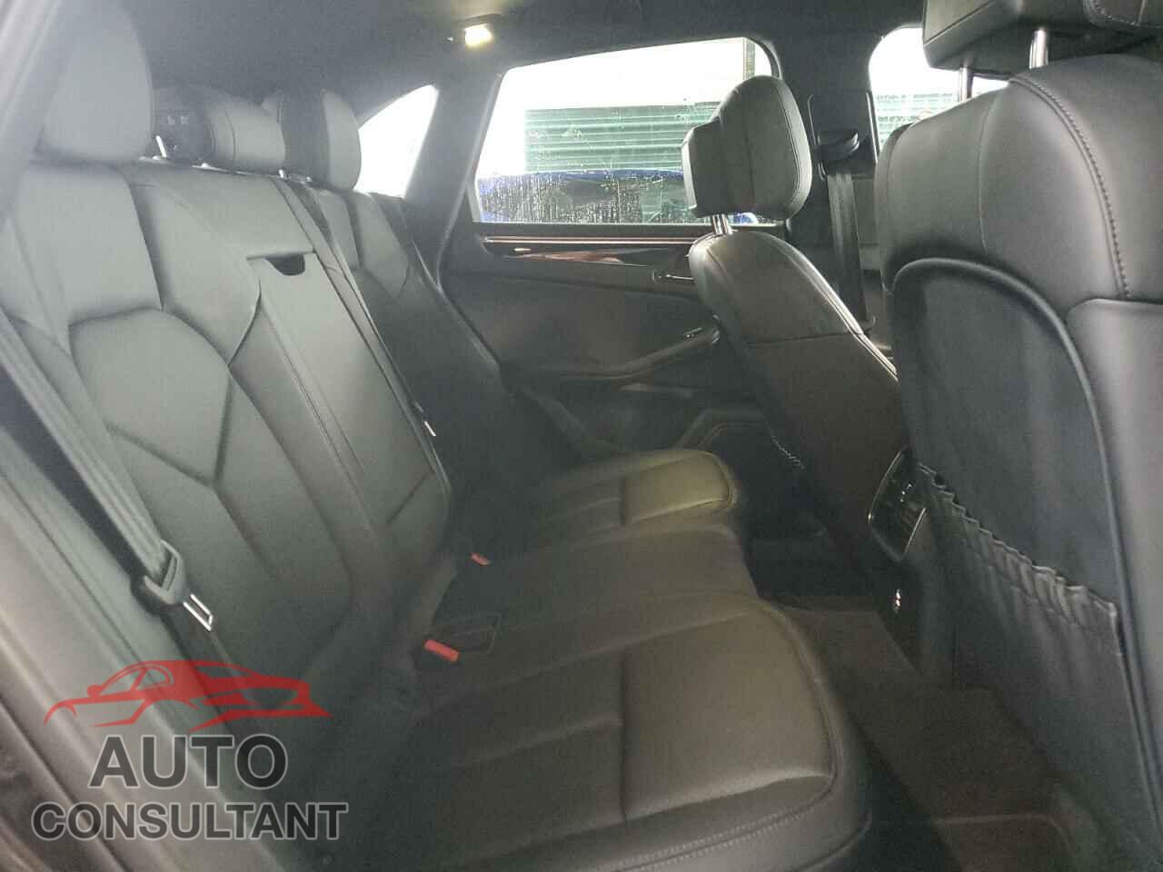 PORSCHE MACAN 2021 - WP1AA2A59MLB04013