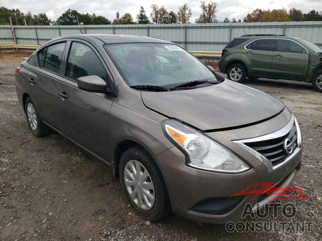 NISSAN VERSA 2017 - 3N1CN7AP8HL827748