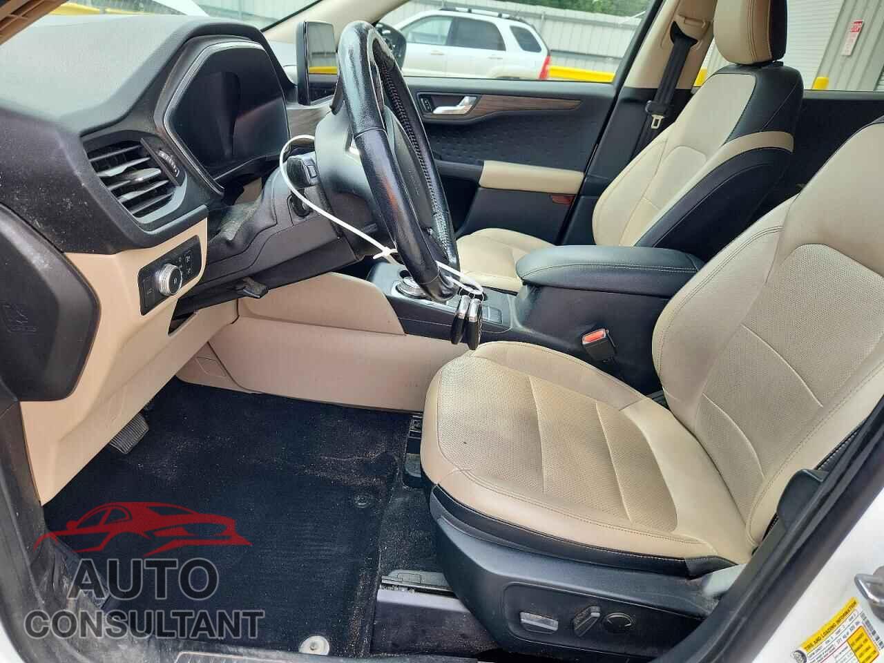 FORD ESCAPE 2020 - 1FMCU9J92LUA40544