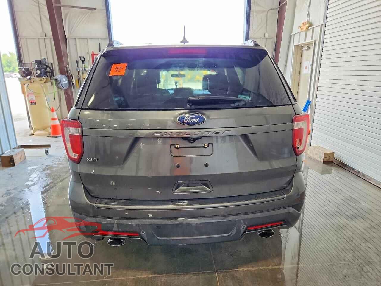 FORD EXPLORER 2018 - 1FM5K7D82JGB30813