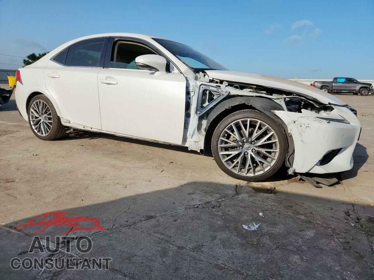 LEXUS IS 2014 - JTHCF1D25E5015373
