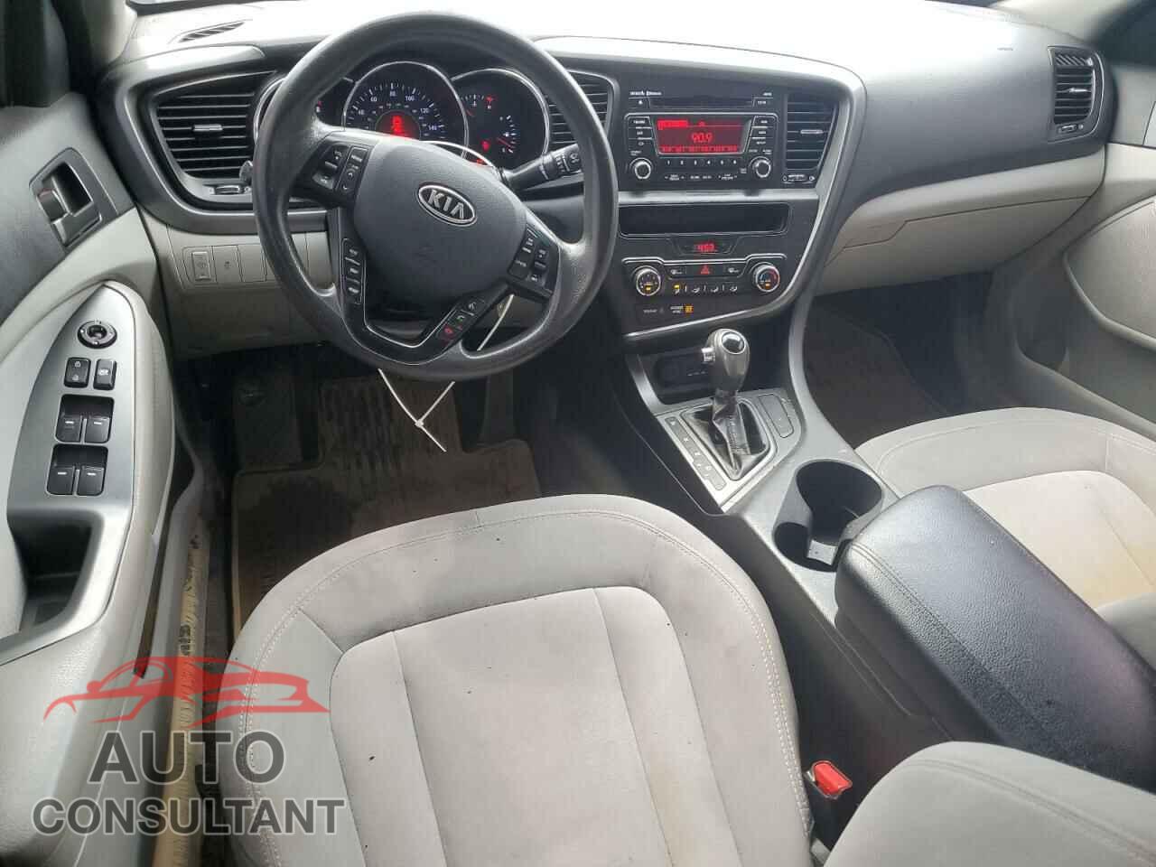 KIA OPTIMA 2011 - KNAGM4A71B5152703