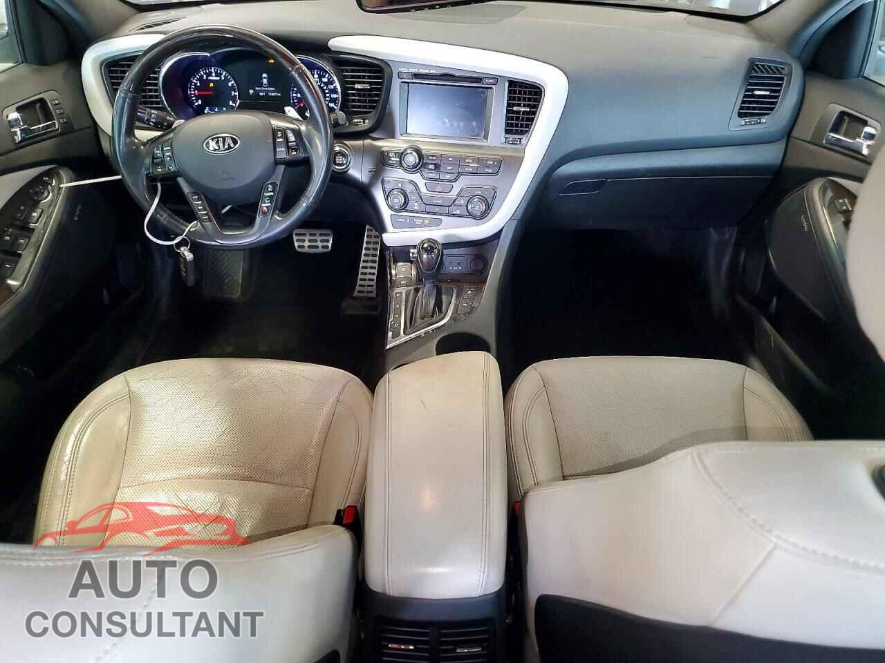 KIA OPTIMA 2013 - 5XXGR4A60DG233668