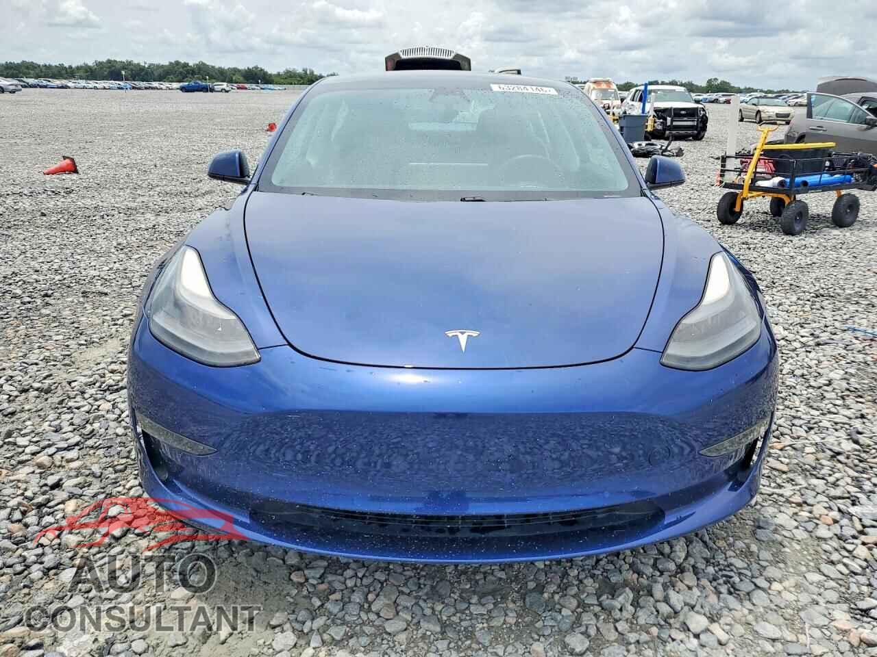 TESLA MODEL 3 2021 - 5YJ3E1EBXMF869193