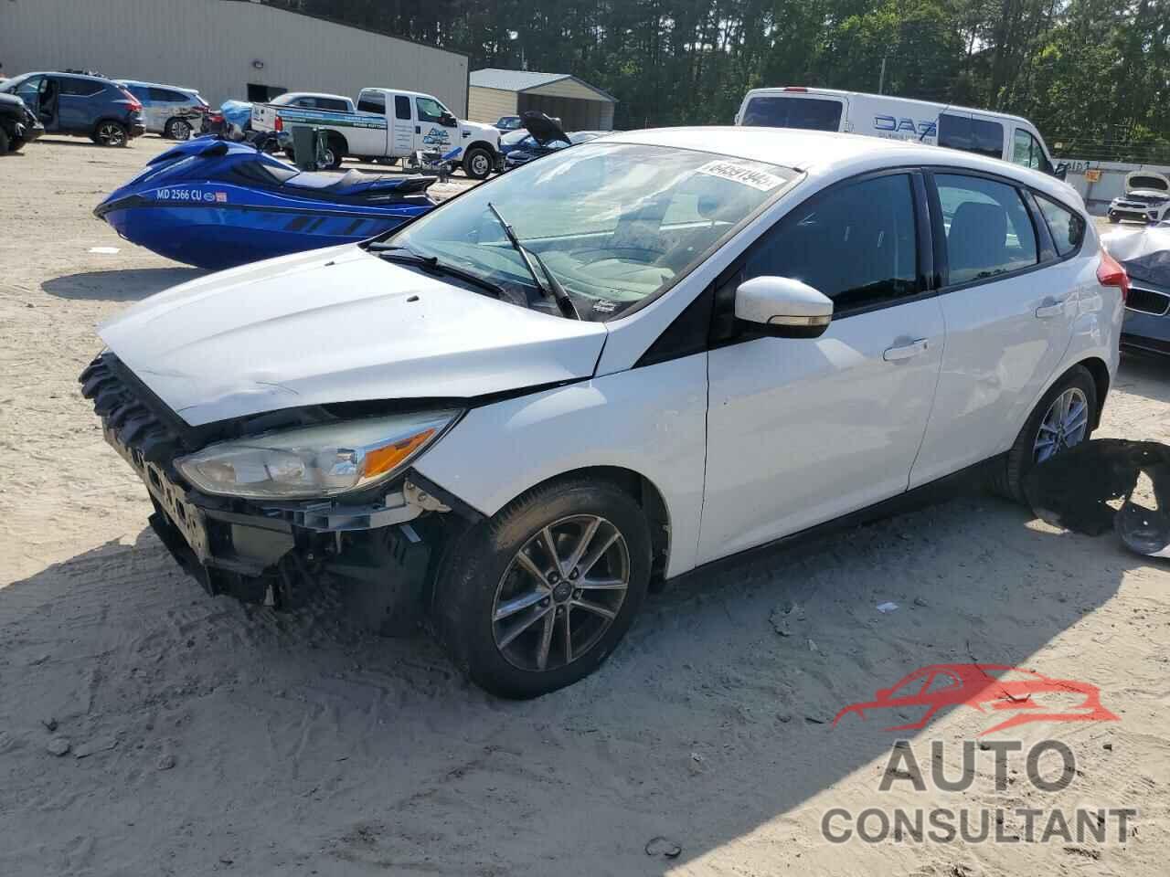 FORD FOCUS 2015 - 1FADP3K25FL214069