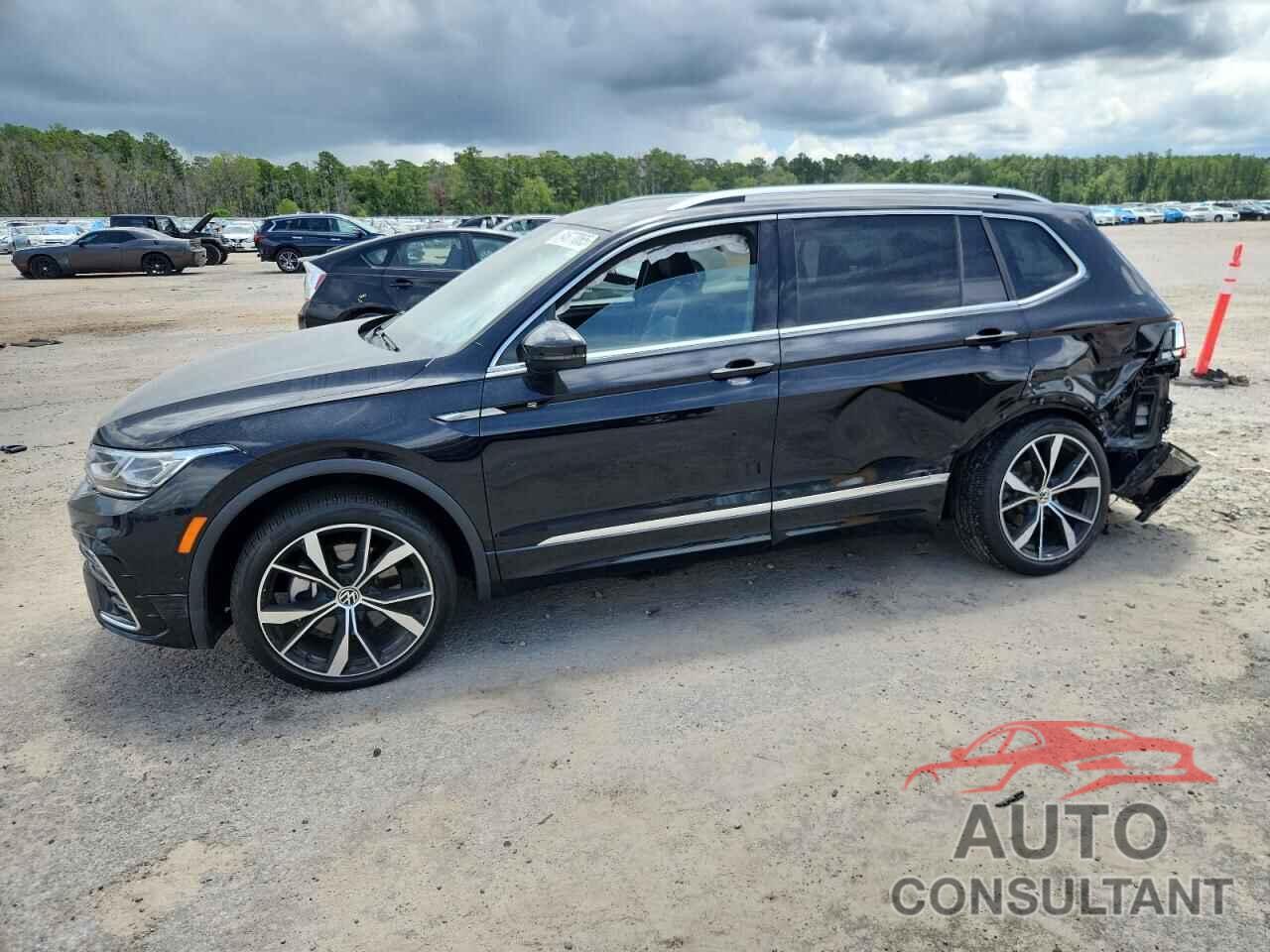 VOLKSWAGEN TIGUAN 2022 - 3VV4B7AX0NM022067