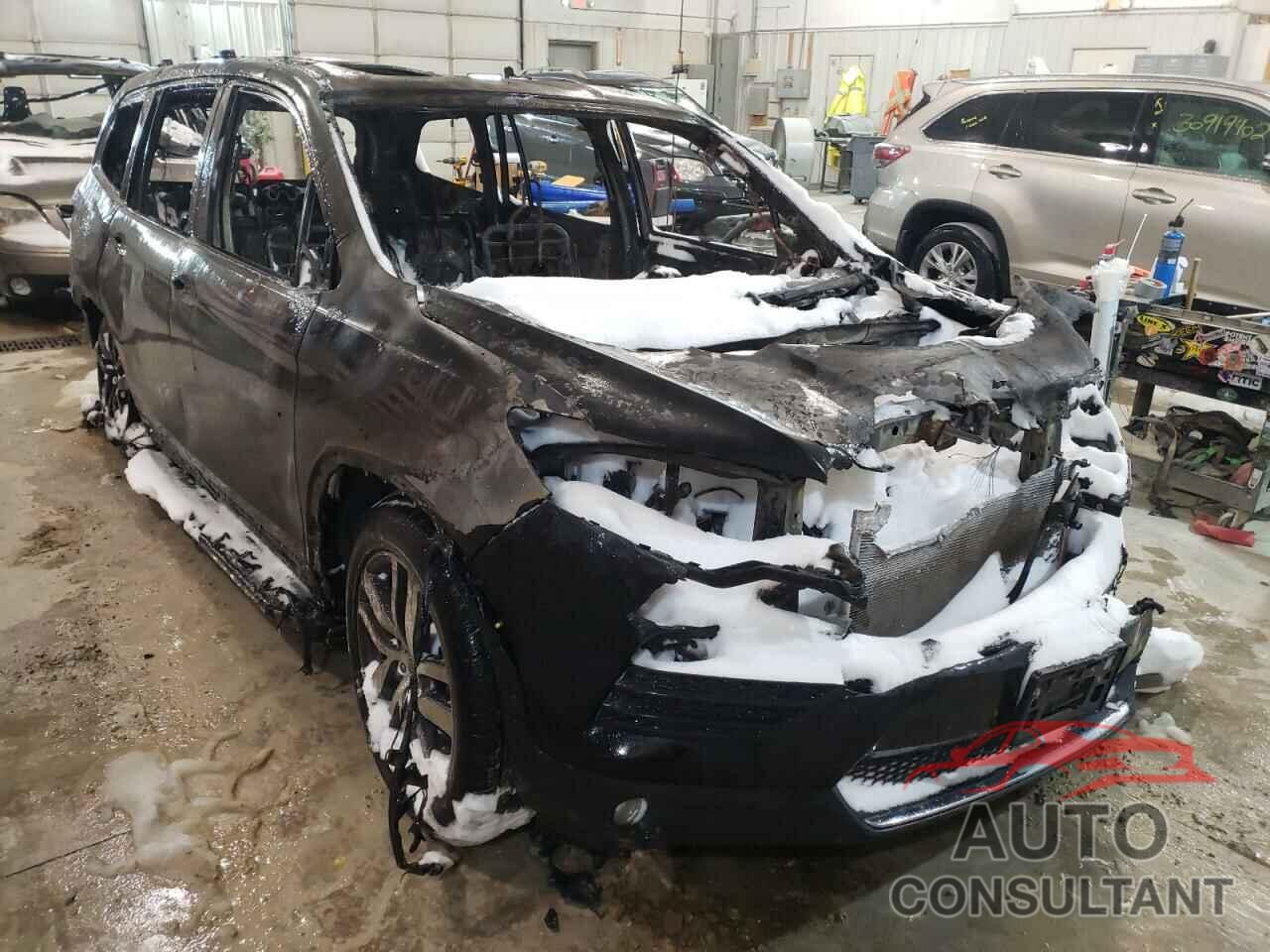 HONDA PILOT 2016 - 5FNYF6H9XGB123288