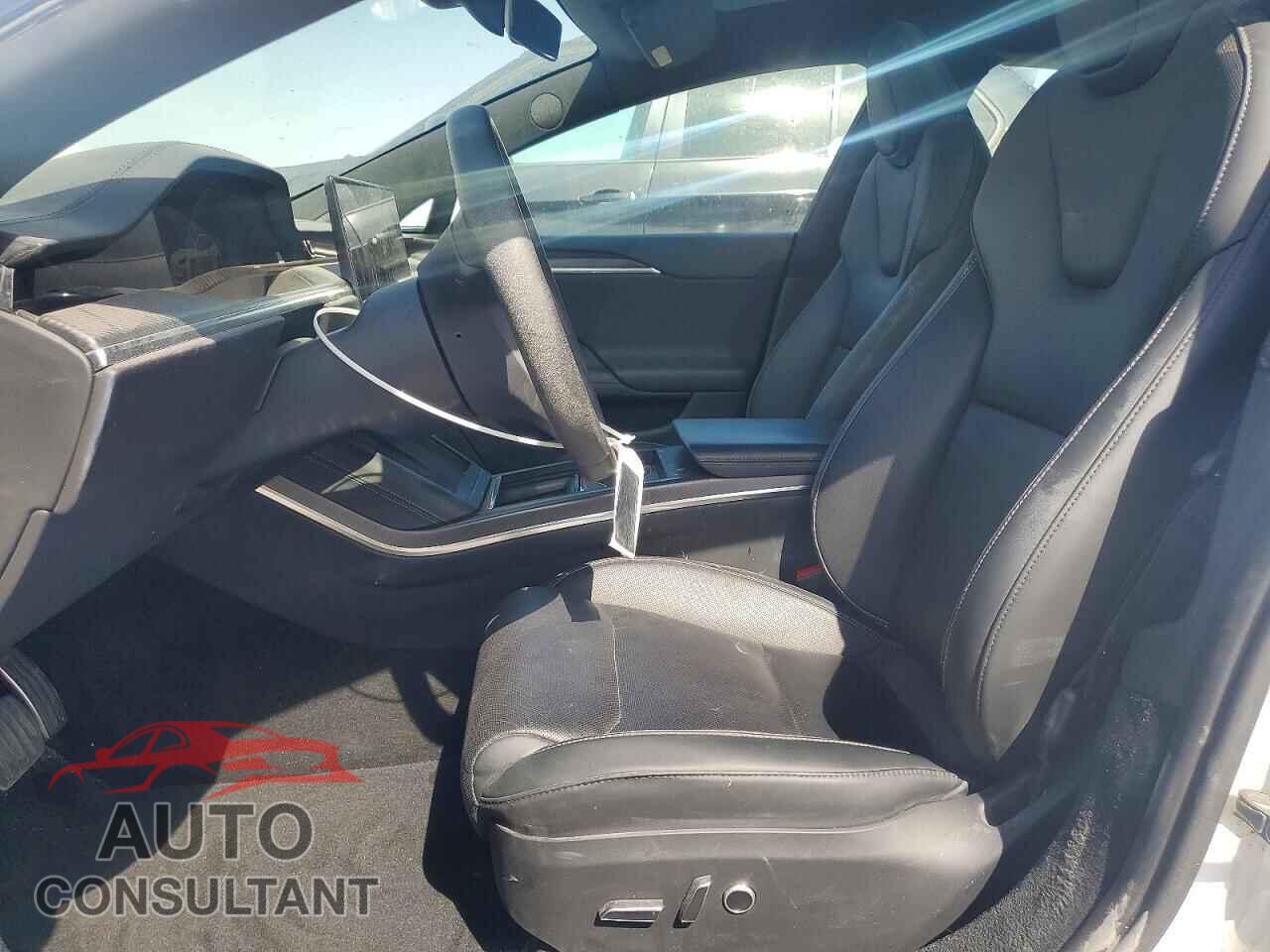 TESLA MODEL S 2023 - 5YJSA1E65PF524216
