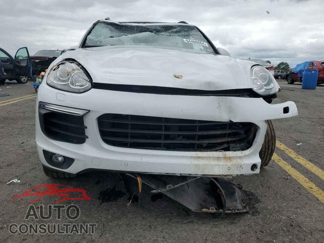 PORSCHE CAYENNE 2017 - WP1AA2A23HKA87341