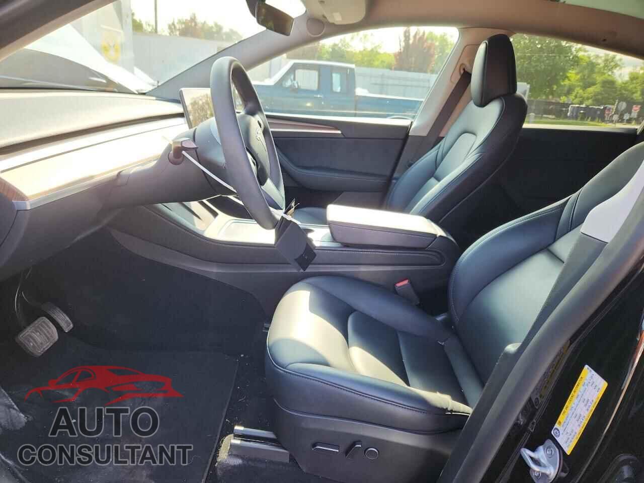 TESLA MODEL Y 2023 - 7SAYGDEEXPF891102