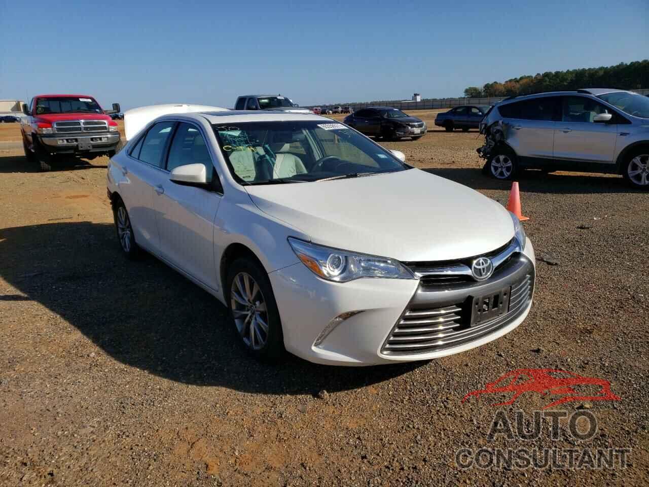 TOYOTA CAMRY 2016 - 4T1BF1FK9GU573130