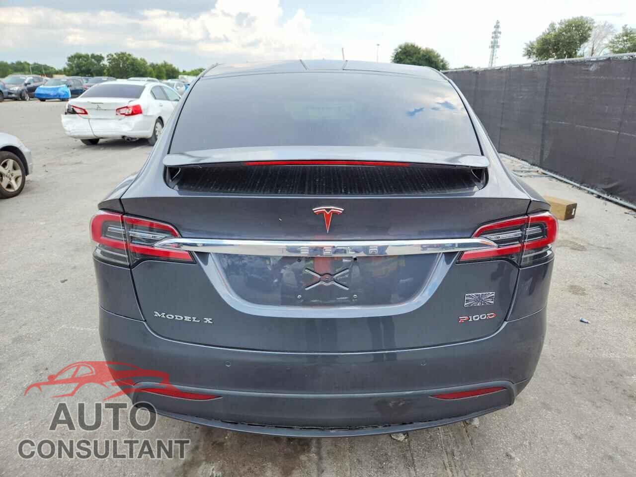 TESLA MODEL X 2017 - 5YJXCDE43HF059615