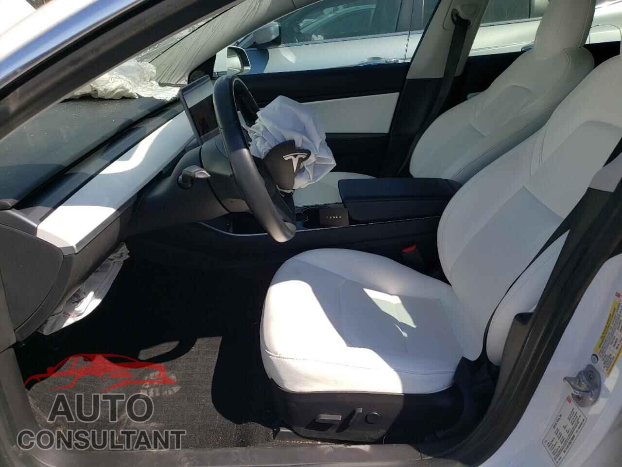 TESLA MODEL 3 2018 - 5YJ3E1EB8JF135535
