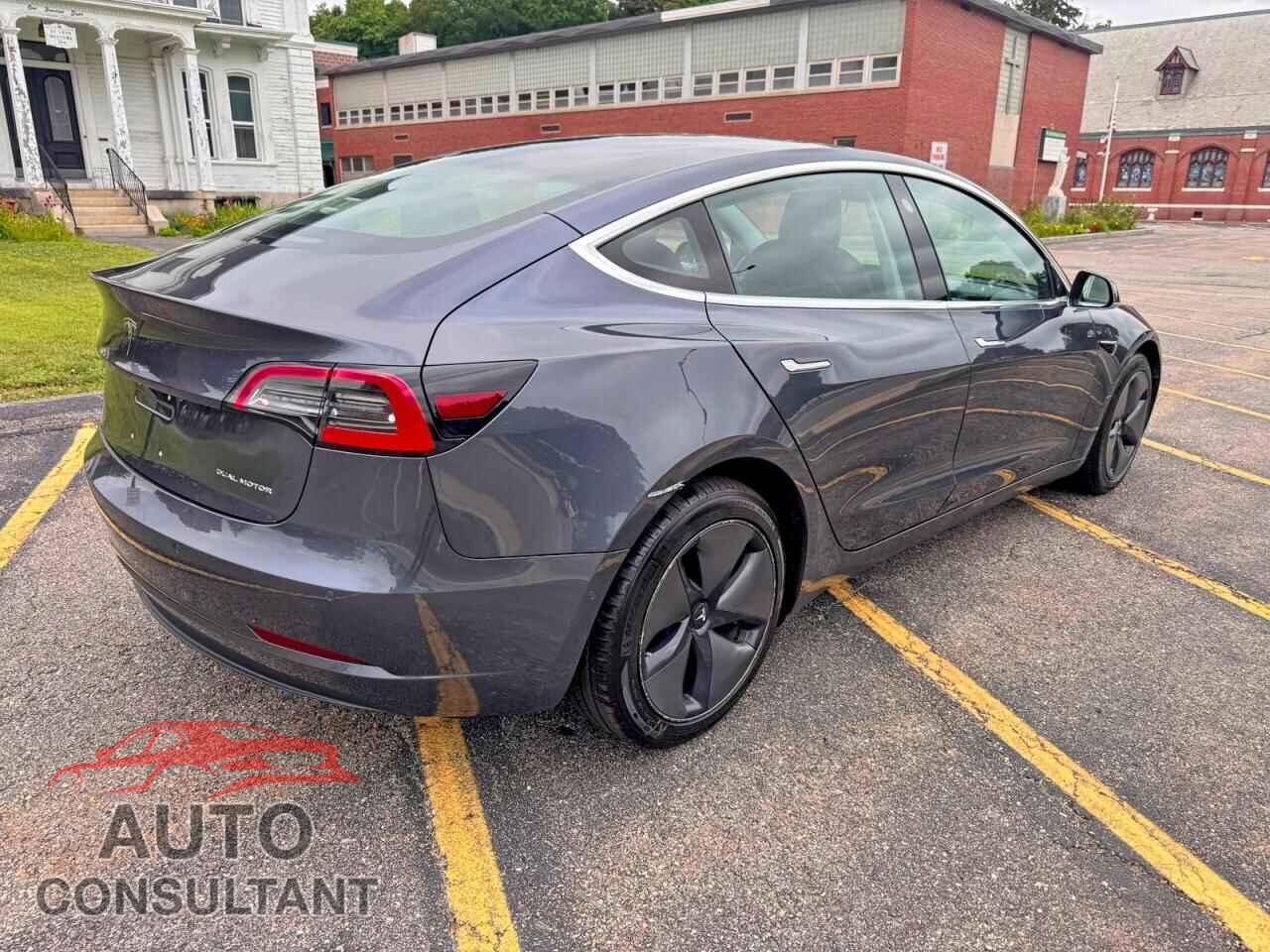 TESLA MODEL 3 2018 - 5YJ3E1EB6JF054422