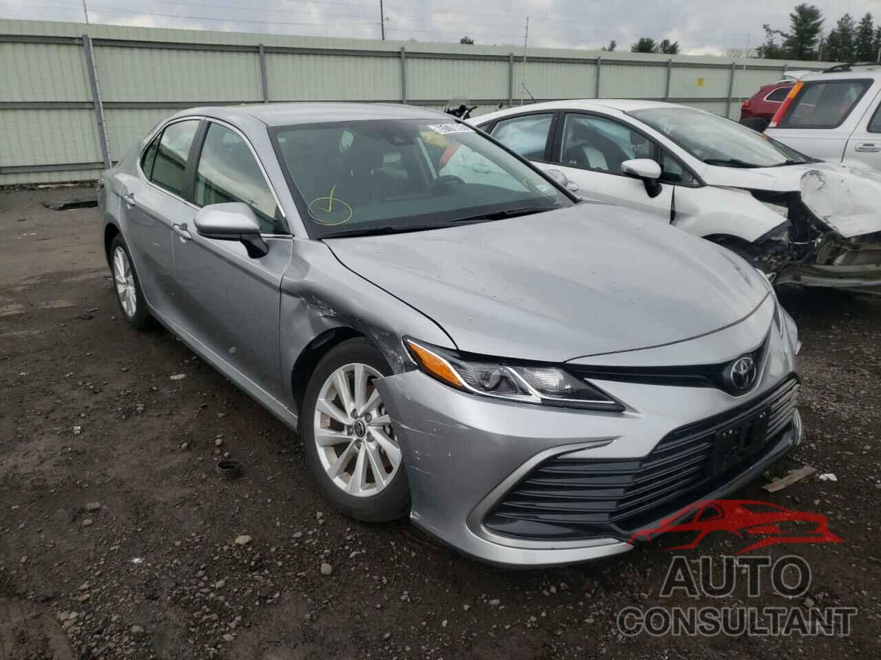 TOYOTA CAMRY 2021 - 4T1C11AK6MU568411