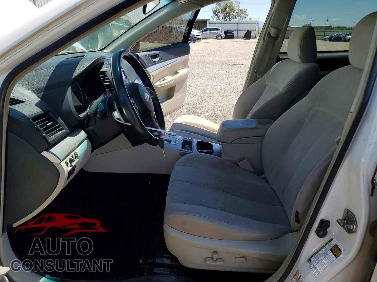SUBARU OUTBACK 2013 - 4S4BRCBC5D3267268