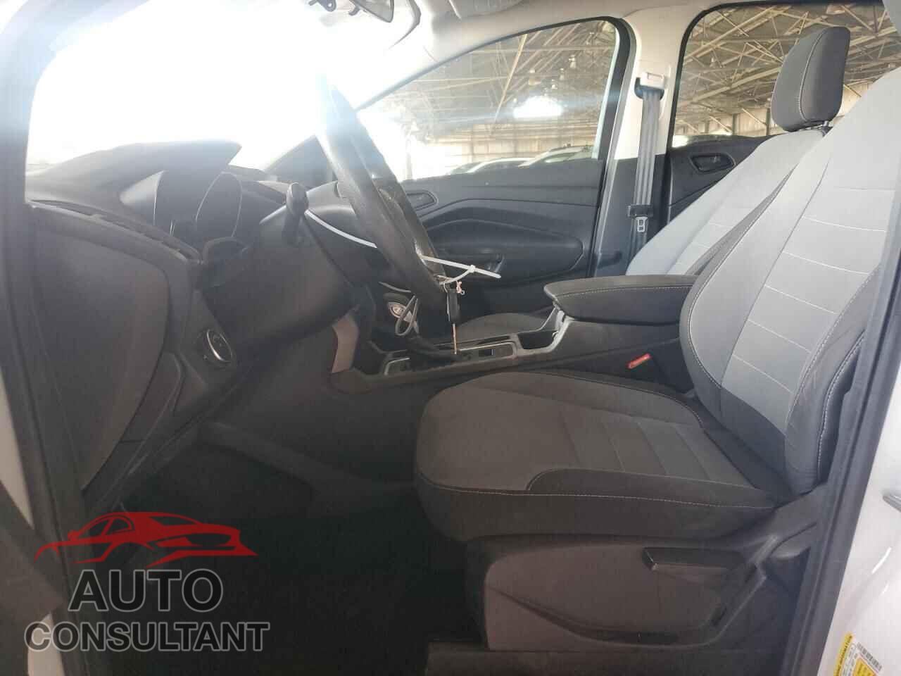 FORD ESCAPE 2019 - 1FMCU0F70KUC34751