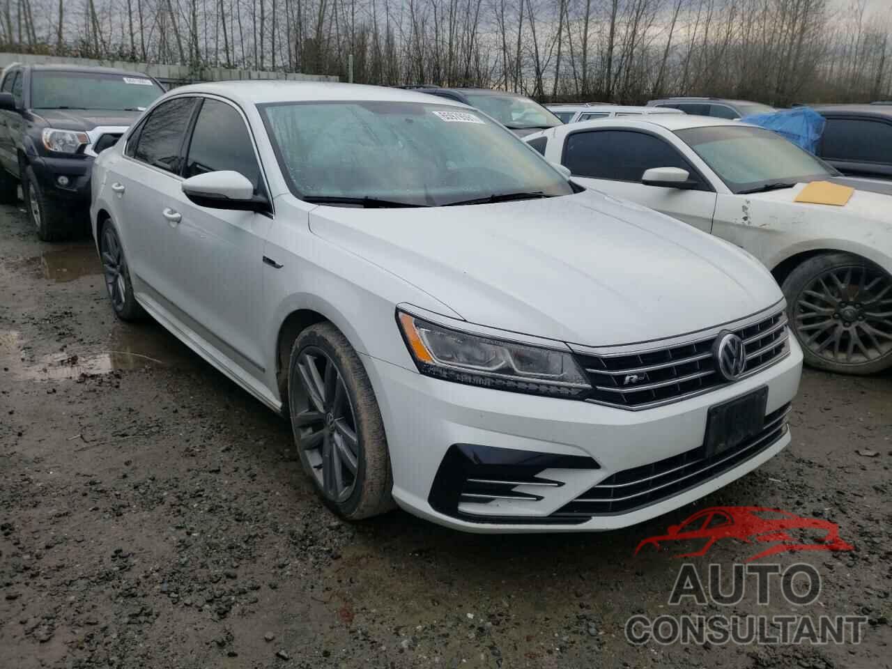 VOLKSWAGEN PASSAT 2017 - 1VWDT7A31HC062122